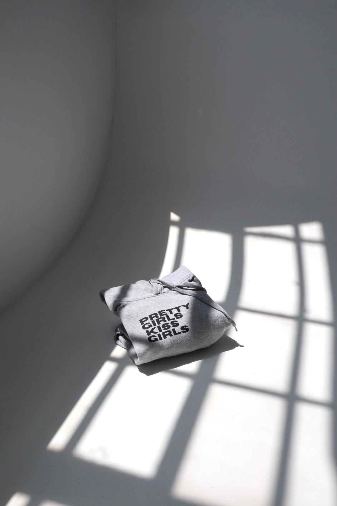 “Pretty Girls Kiss Girls” Hoodie in Chia