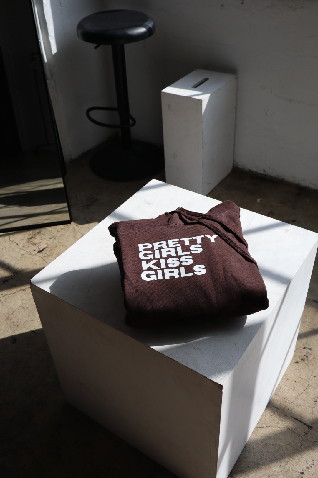 “Pretty Girls Kiss Girls” Hoodie in Coffee
